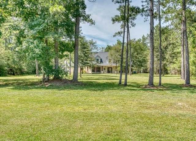 Property at 5193 Timberwolf Dr, Lumberton, TX 77657, 4 beds, 3.5 baths