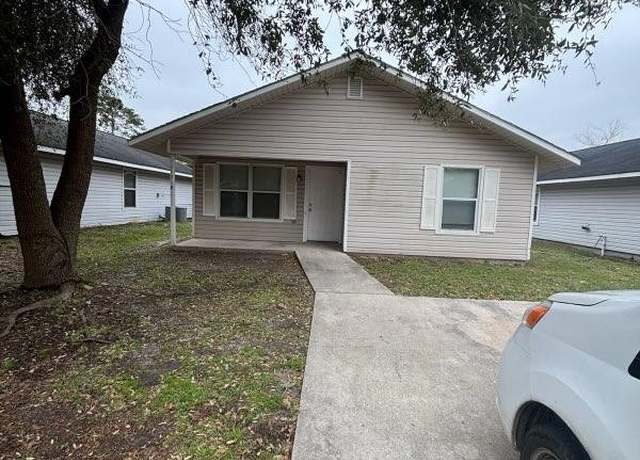 Property at 11718 Greenmesa Dr, Houston, TX 77044, 3 beds, 1 bath