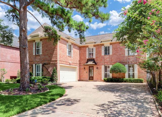 Property at 15910 S Barkers Landing Rd, Houston, TX 77079, 4 beds, 3.5 baths