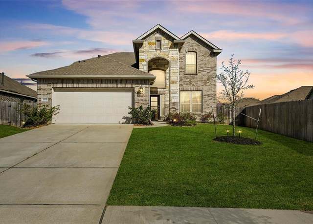 Property at 18931 Via Flora Drive Dr, New Caney, TX 77357, 4 beds, 3.5 baths