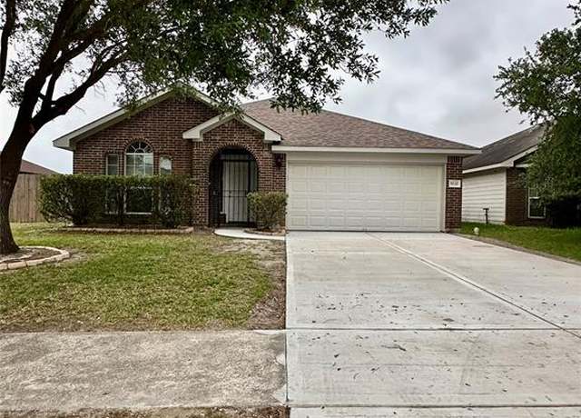 Property at 5642 Park Village Dr, Houston, TX 77048, 4 beds, 2 baths