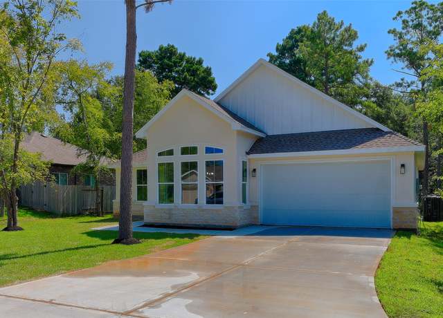 Property at 12258 Lake Conroe Hills Dr, Willis, TX 77318, 3 beds, 2 baths