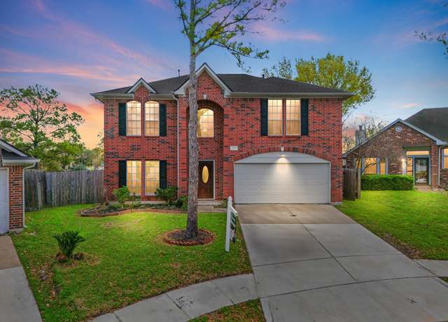 Property at 13619 Bonilla Ln, Houston, TX 77083, 4 beds, 2.5 baths