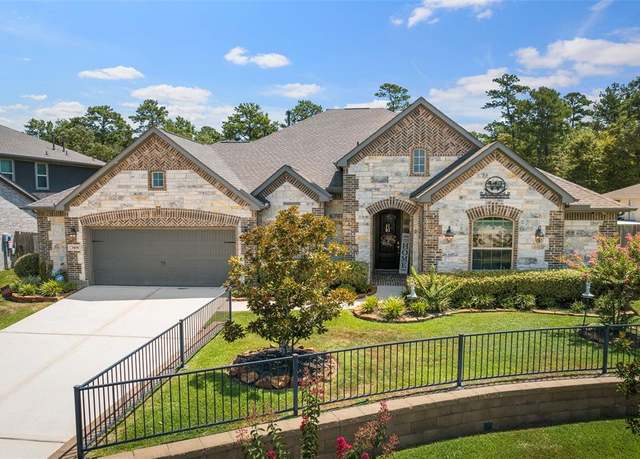 Property at 1406 Graystone Hills Dr, Conroe, TX 77304, 3 beds, 2.5 baths