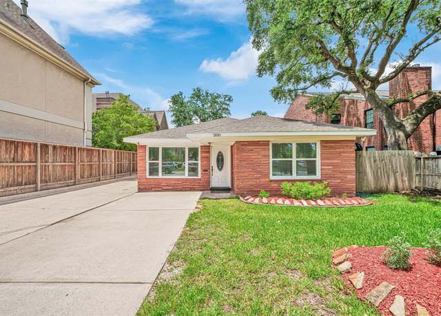Property at 2610 W Holcombe Blvd, Houston, TX 77025, 3 beds, 2 baths