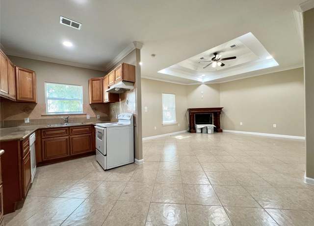 Property at 1124 Chicago Ave, Nederland, TX 77627, 3 beds, 2 baths