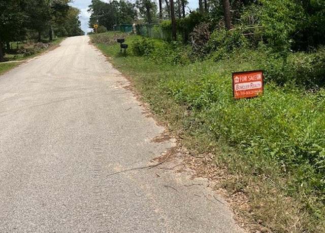 Property at 13994 Walker Rd, Conroe, TX 77302