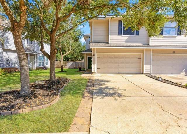 Property at 410 Folk Crest Ln, Dickinson, TX 77539, 3 beds, 2.5 baths