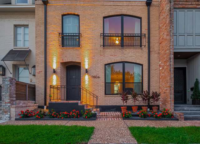 Property at 7604 Del Monte Dr, Houston, TX 77063, 3 beds, 2.5 baths