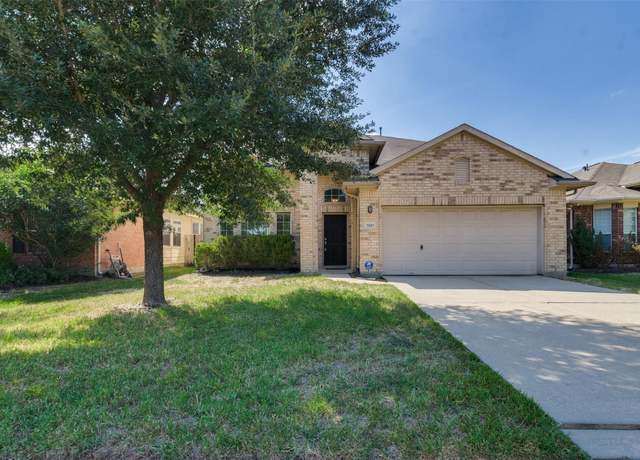 Property at 7827 Meandering Oak Ln, Cypress, TX 77433, 4 beds, 2.5 baths