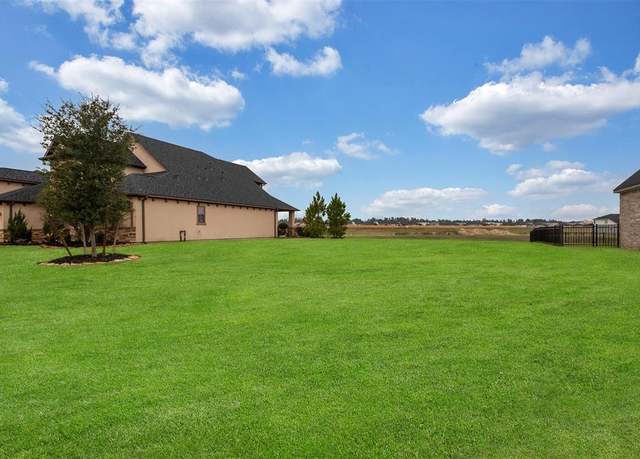 Property at 220 N Waterstone Dr, Montgomery, TX 77356