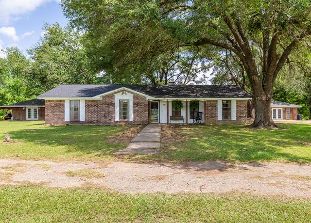Property at 215 County Road 2153, Cleveland, TX 77327, 3 beds, 2 baths