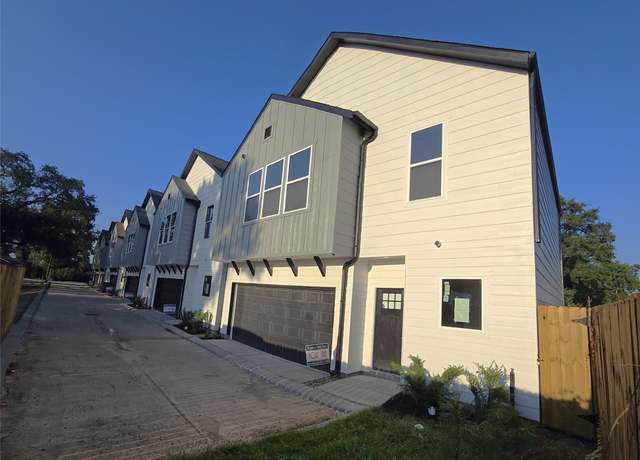 Property at 4922 Hoover St Unit A, Houston, TX 77092, 3 beds, 2.5 baths