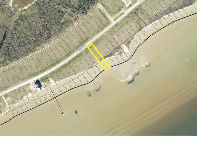 Property at 3337 Bay Point Dr, Palacios, TX 77465