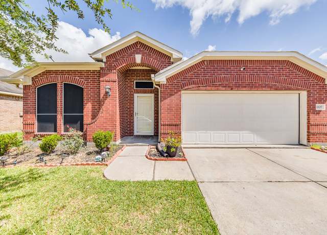 Property at 1127 Treasure Ct, Baytown, TX 77521, 4 beds, 2 baths