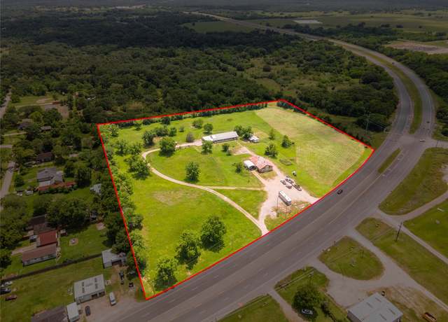 Property at 34678 Fm 1301 Rd, West Columbia, TX 77486, 3 beds, 2 baths