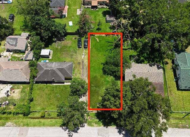 Property at 8118 Count St, Houston, TX 77028