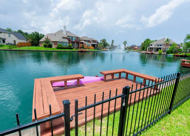 Property at 12022 Miramar Shores Dr, Houston, TX 77065, 4 beds, 3.5 baths