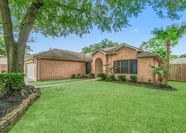 Property at 31115 Perlican Dr, Spring, TX 77386, 3 beds, 2 baths