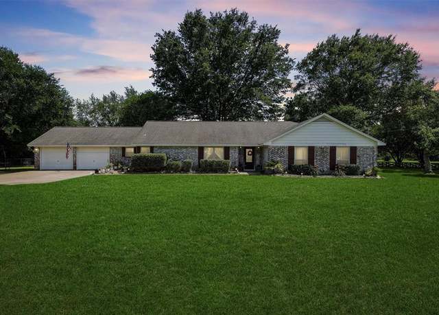 Property at 31047 Torrey Rd, Waller, TX 77484, 4 beds, 2.5 baths