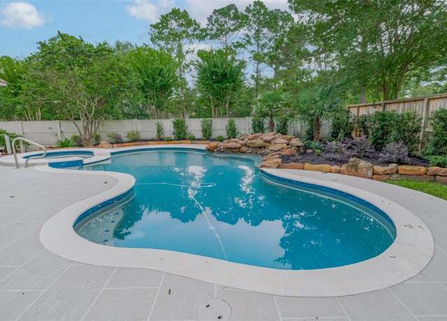 Property at 6018 Rapid Creek Ct, Houston, TX 77345, 5 beds, 4.5 baths