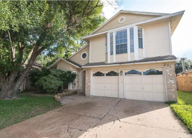 Property at 16007 Sierra Vista Dr, Houston, TX 77083, 3 beds, 2.5 baths