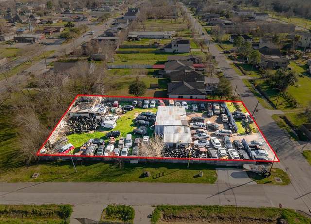 Property at 8901 Brandon St, Houston, TX 77051