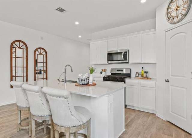 Property at 209 Homestead Ct, Dayton, TX 77535, 5 beds, 3 baths