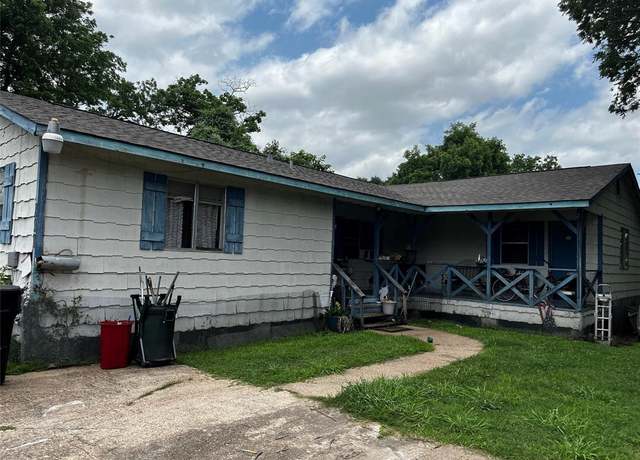 Property at 940 Lucky St, Houston, TX 77088, 3 beds, 2 baths