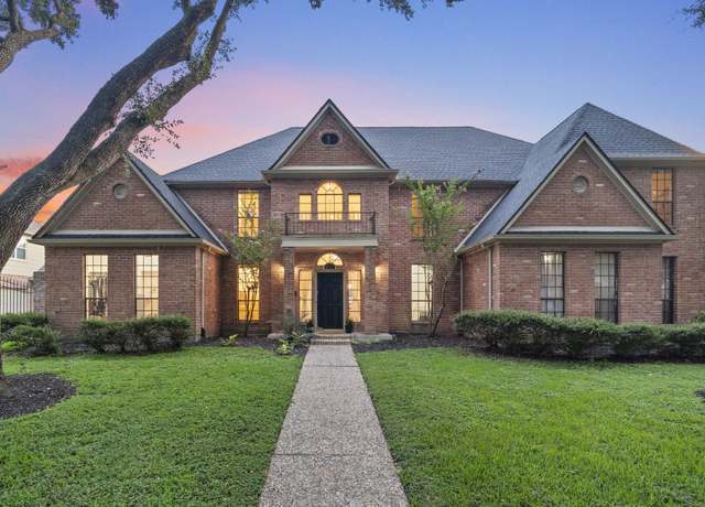 Property at 1626 Kings Castle Dr, Katy, TX 77450, 5 beds, 4 baths