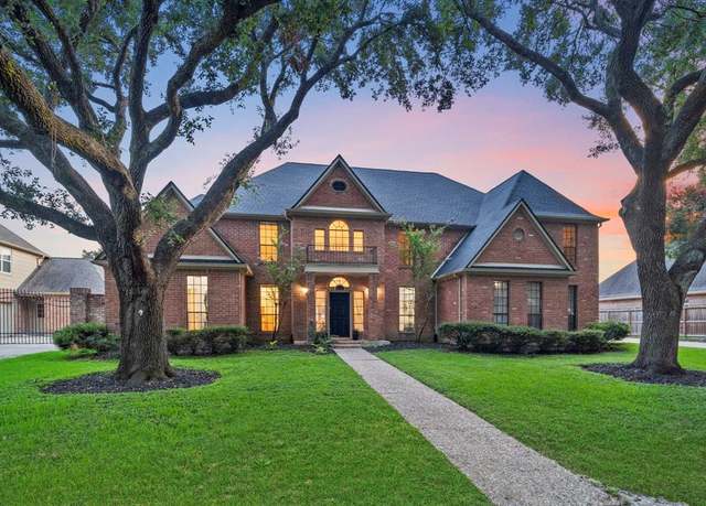 Property at 1626 Kings Castle Dr, Katy, TX 77450, 5 beds, 4 baths