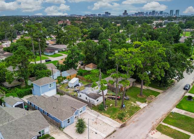 Property at 3854 Arbor St, Houston, TX 77004, 2 beds, 1.5 baths