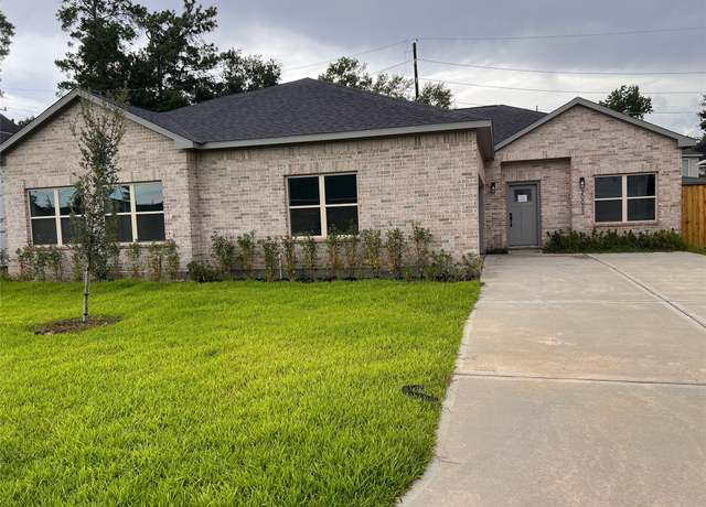 Property at 20023 Venetto Street Cir, Spring, TX 77388, 3 beds, 2.5 baths