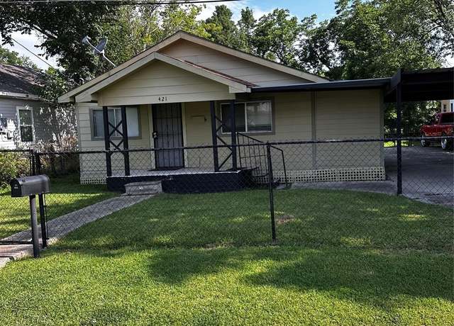 Property at 421 Clearwater St, Houston, TX 77029, 4 beds, 3 baths