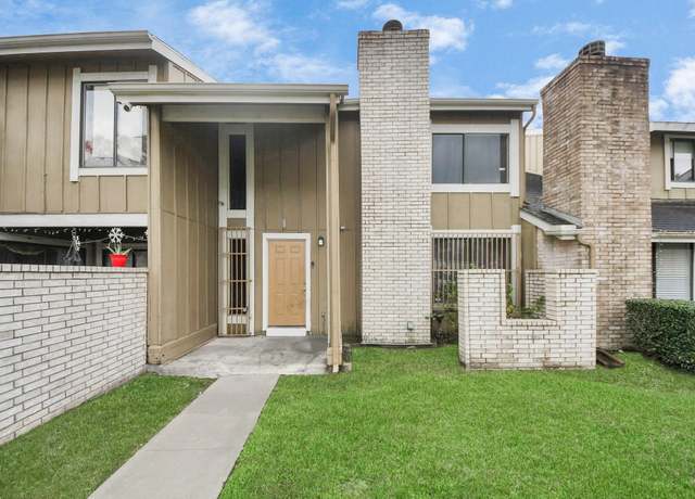 Property at 12041 Willow Trl, Houston, TX 77035, 3 beds, 2.5 baths