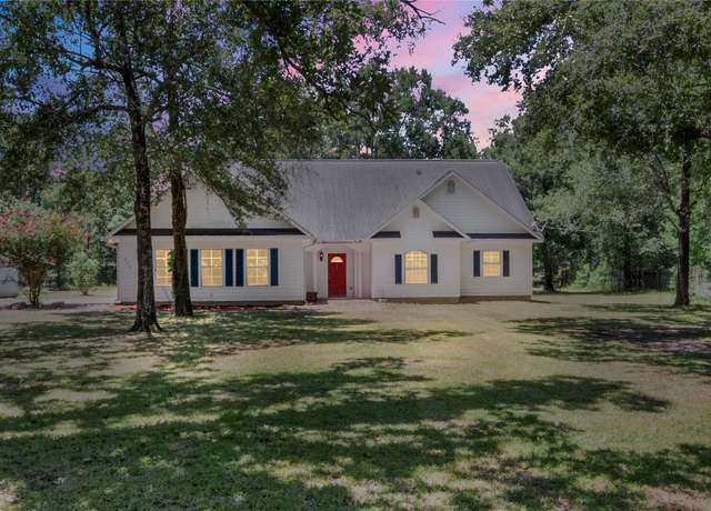 Property at 325 Apache Run, Wallisville, TX 77597, 3 beds, 2 baths