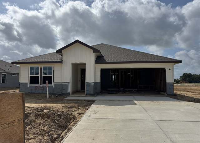 Property at 5409 Smith Lake Blvd, Bryan, TX 77807, 4 beds, 3 baths