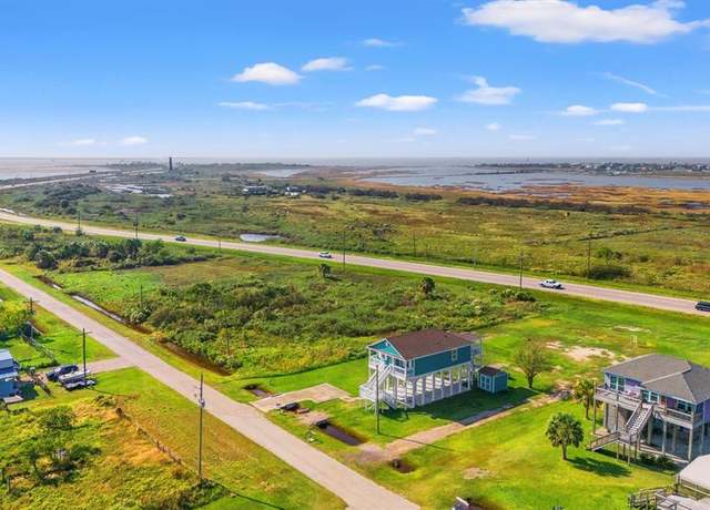 Property at 1317 Anderson Ave, Port Bolivar, TX 77650, 2 beds, 2 baths