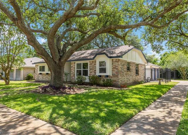 Property at 15102 Mcconn St, Webster, TX 77598, 3 beds, 2 baths