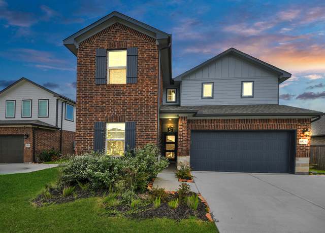 Property at 8523 Treetop Heights Dr, Baytown, TX 77523, 4 beds, 3 baths