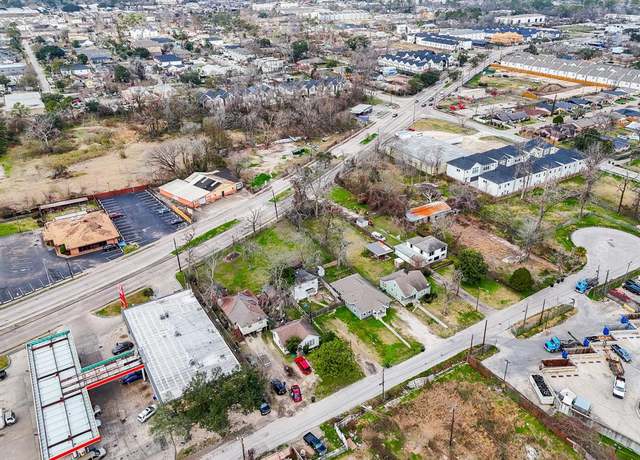 Property at 4408 Yale St, Houston, TX 77018