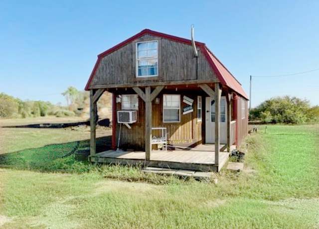 Property at 103 Dogfish, Palacios, TX 77465, 1 bed, 1 bath
