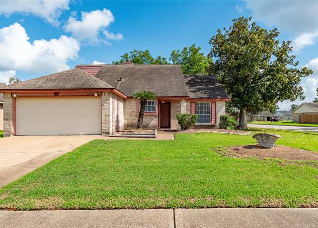Property at 2602 Northern Dr, League City, TX 77573, 3 beds, 2 baths