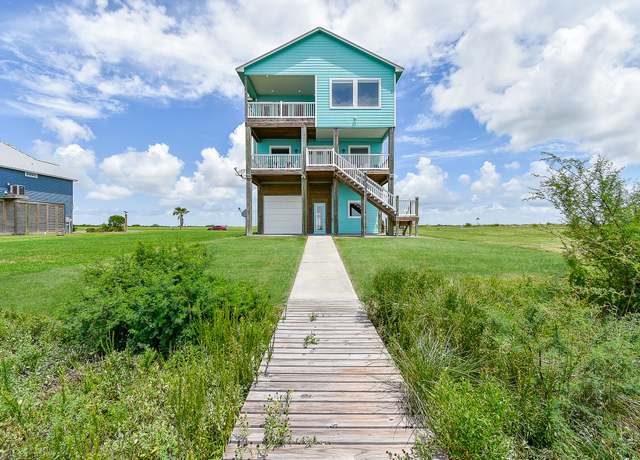 Property at 3125 Bay Ridge Dr, Palacios, TX 77465, 5 beds, 6.5 baths