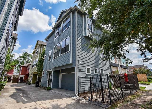 Property at 321 W 26th St Unit A, Houston, TX 77008, 3 beds, 3.5 baths