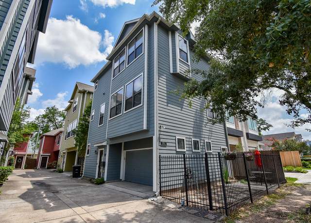 Property at 321 W 26th St Unit A, Houston, TX 77008, 3 beds, 3.5 baths