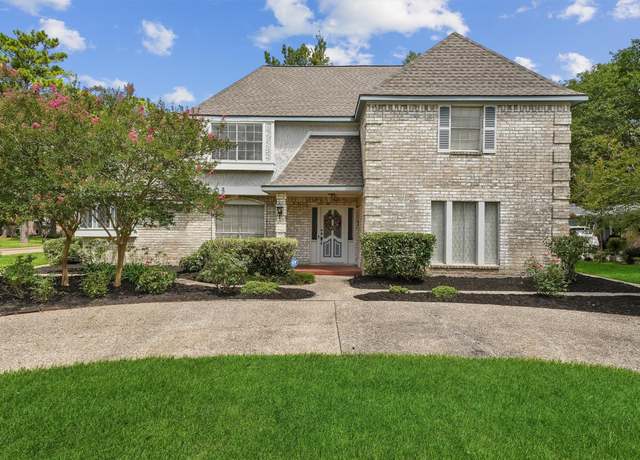 Property at 8003 Hurst Forest Dr, Humble, TX 77346, 4 beds, 2.5 baths