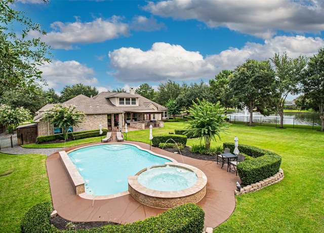 Property at 17403 Ledgefield, Cypress, TX 77433, 4 beds, 5 baths
