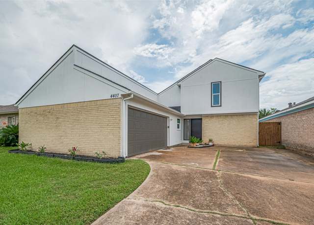 Property at 4407 Yupon Ridge Dr, Houston, TX 77072, 3 beds, 2.5 baths