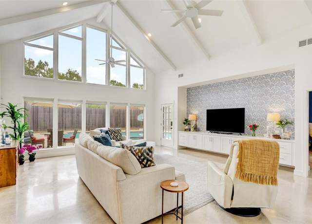 Property at 803 Daria Dr, Houston, TX 77079, 4 beds, 3.5 baths